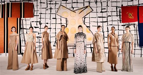 dior unveils haute couture show against isabella ducrot's installation